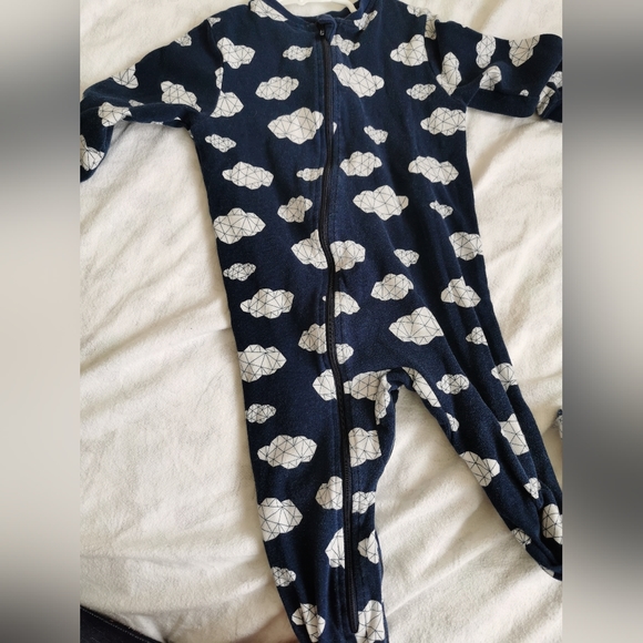 Laifa (now Zippyjamz) 12-24m Blue and Clouds Sleeper - Picture 5 of 11